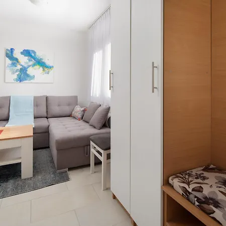 Knez Apartman