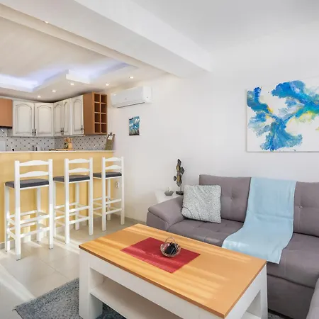 Knez Apartment *