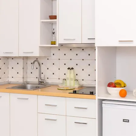 Knez Apartment *