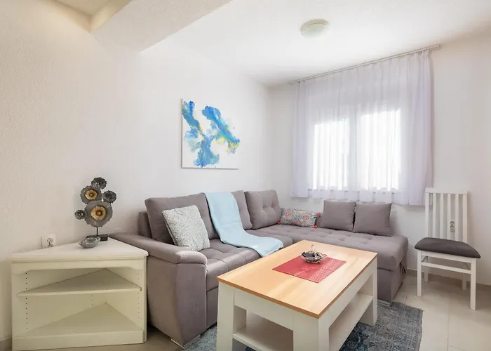 Knez Apartment Makarska